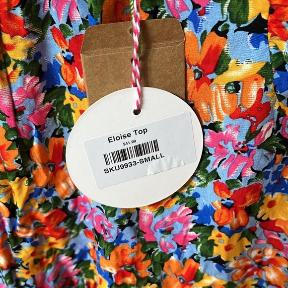NWT Umgee USA Floral Blouse Size Small - Picture 6 of 7